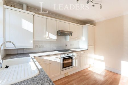 2 bedroom bungalow to rent Well Road, Pagham - Photo 3