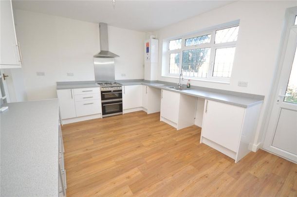 5 bedroom semi-detached house to rent - Photo 1