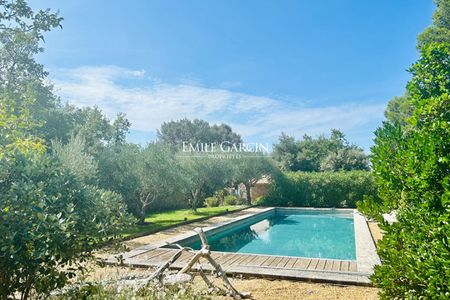 Luberon, Bonnieux, Mas à louer avec piscine - Photo 2