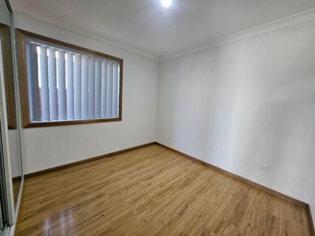 2 Bedroom Granny Flat with Street Frontage&excl;&excl; - Photo 2