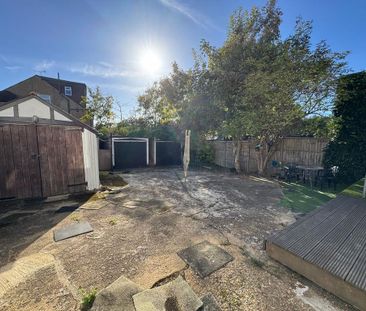 1 bedroom property to rent - Photo 6