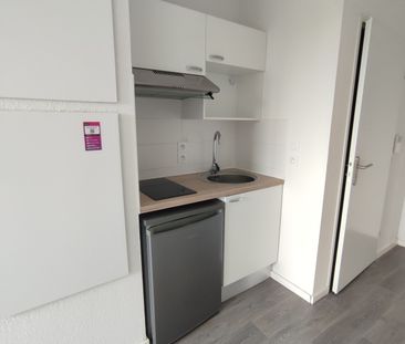 Location Appartement 1 pièce 19m² AUZEVILLE TOLOSANE 31320 - Photo 2