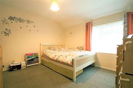 Ripley Close, Langley, Berkshire, SL3 - Photo 2