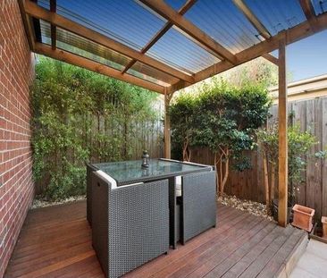 Modern Prestige in a Great Location - Photo 4