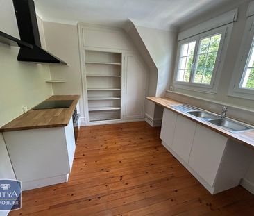 Location Appartement 3 pièces 103m² BEAUVAIS 60000 - Photo 4