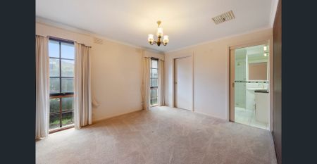 Spacious and Stylish Single Level Family Home - Photo 2