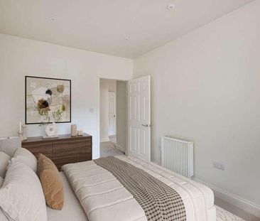 Piccadilly Place, London Road, BA1 - Photo 4