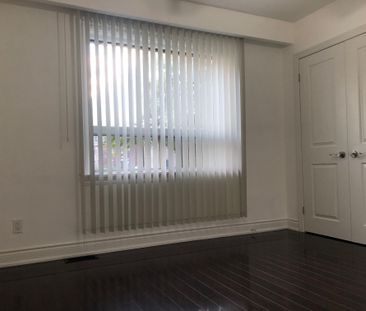 For Lease - 55 kenton Drive, Toronto, Ontario - Photo 5