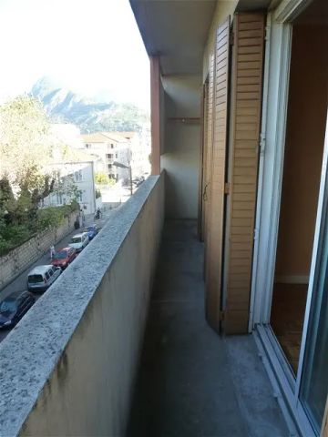 Location appartement 1 pièce - 32.94m² à Grenoble (38000) - Photo 2