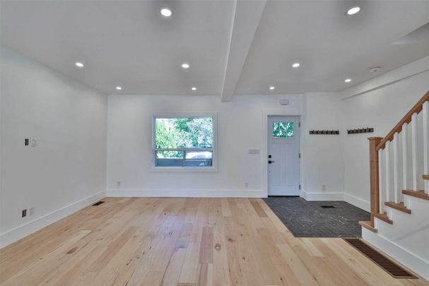 For Lease - 283 Davisville Avenue Unit# Upper, Toronto, Ontario - Photo 1