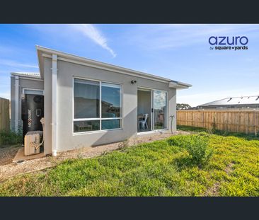 Room 3/70 Stakes Blvd, Manor Lakes, Vic 3024 - Photo 2