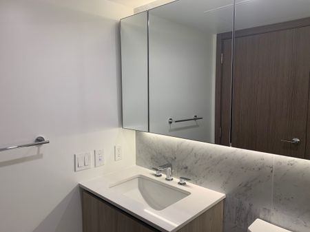 For Lease - 19 Bathurst Street Unit# 1805, Toronto, Ontario - Photo 5