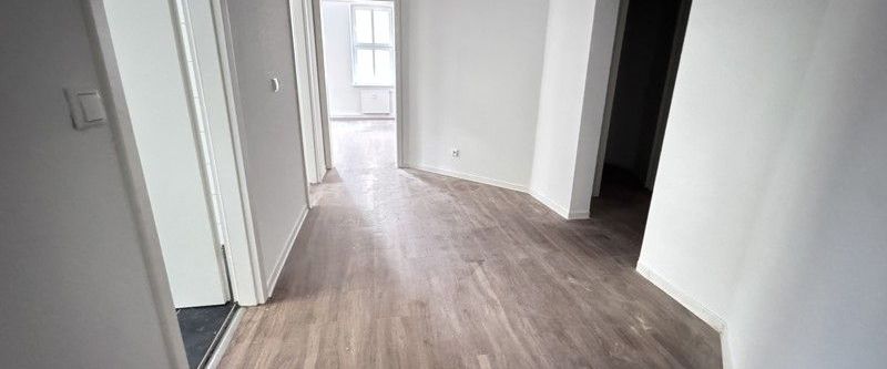 Die zentrumsnahe 2-Zimmer-Wohnung sucht einen neuen Nachmieter - Foto 1