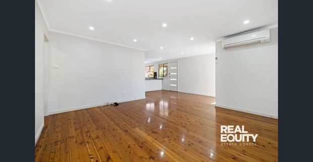 Neat & TIdy 3 Bedroom Home - Modern Features - Photo 1