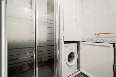 Calle del Cardenal Cisneros, Madrid, Community of Madrid 28010 - Photo 5