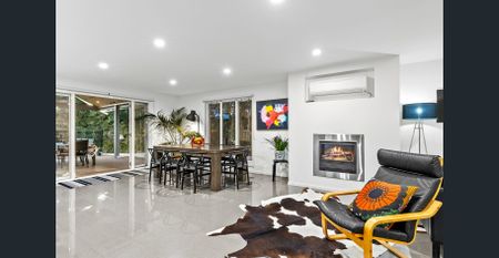 Spacious Family Living in the Heart of Barwon Heads - Photo 4