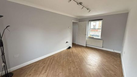 3 bedroom terraced house to rent - Photo 4