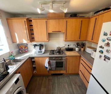 Montague Drive, Greenham Thatcham, RG19 - Photo 6
