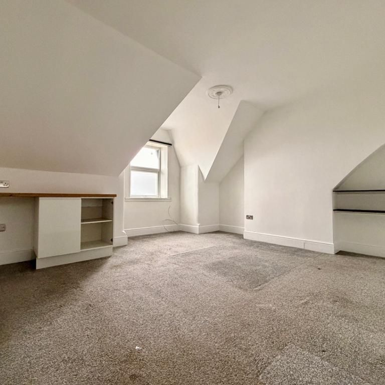 5 bedroom terraced house to rent - Photo 1