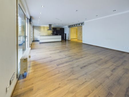 Elegante 2 Zimmerwohnung in bevorzugter, stadtnaher Lage - Foto 4