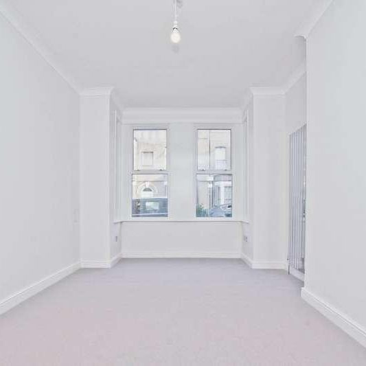 Atherden Road, Clapton, E5 - Photo 1