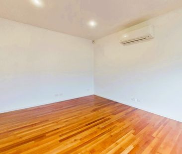 Neat and Cosy - Photo 4