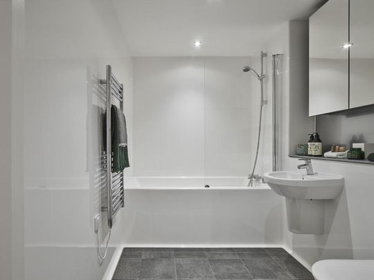 2 bedroom apartment to rent - Photo 1
