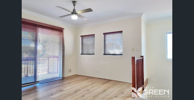 Spacious Family Home + Self-Contained Granny Flat - Photo 1