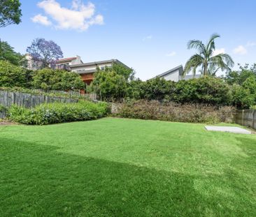 Three Bedroom Home in Castlecrag - Photo 5