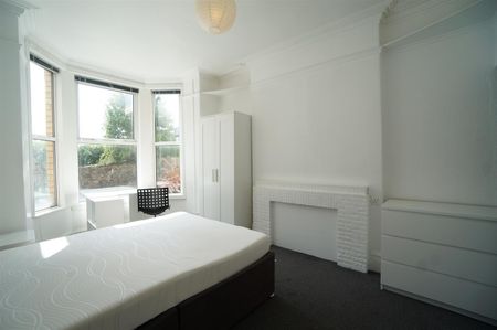 4 Princes Road - Photo 5