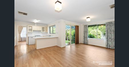 Convenient Court Location Charm - Photo 4