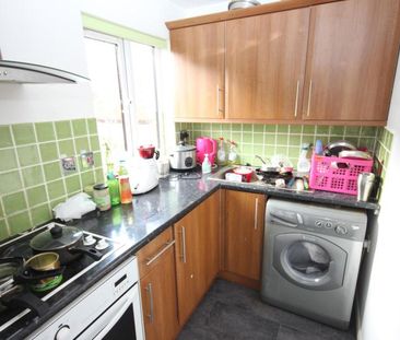 Dorchester Court, Woking, Surrey, GU22 - Photo 1