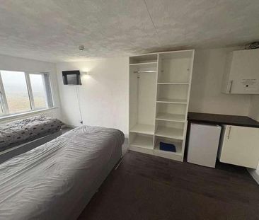 W Apart Hotel, Rochdale Road, Oldham, OL3 - Photo 1