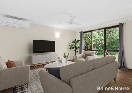 Neat & Spacious Family Home - Walk to Shoalhaven River - Photo 5