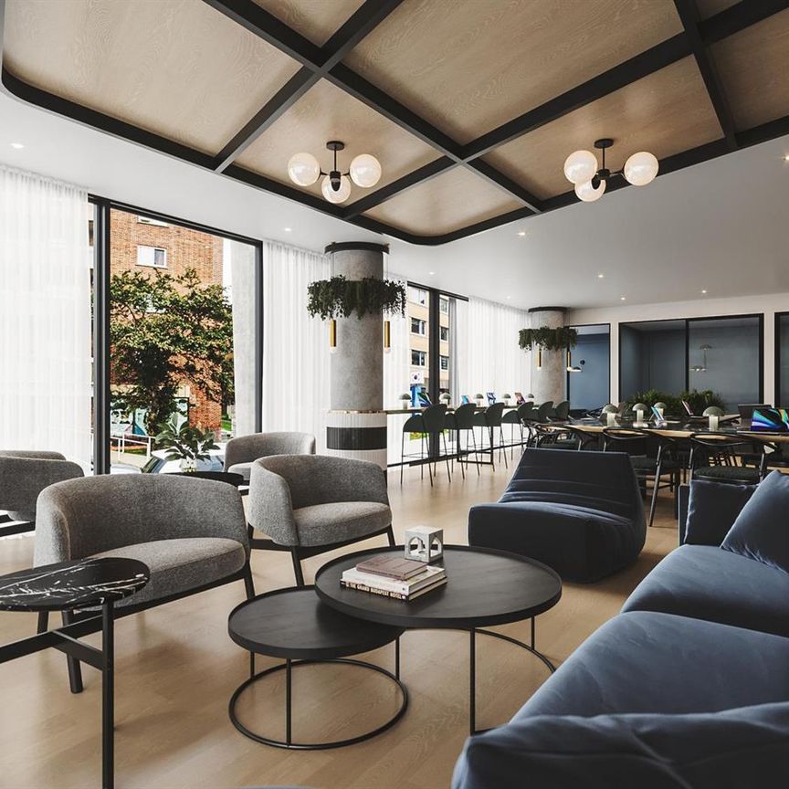 Large Studio - 2600 Boulevard Cavendish, Montréal - Photo 1