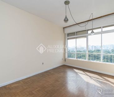 Apartamento com 3 quartos e 131m² para alugar em Cidade Baixa, Port... - Foto 2