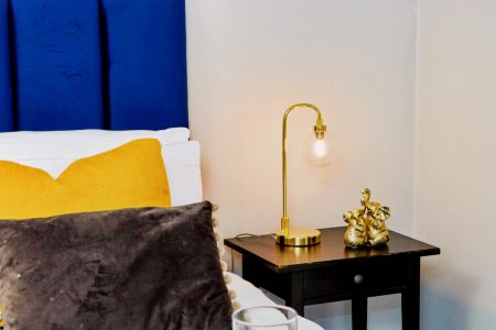 2 Bedroom - Photo 4