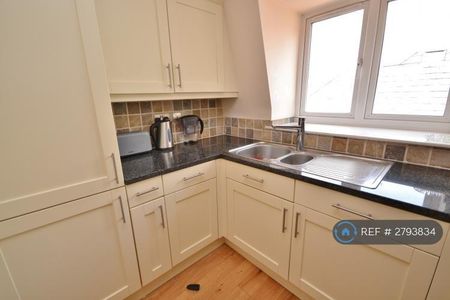 1 bedroom flat to rent - Photo 4