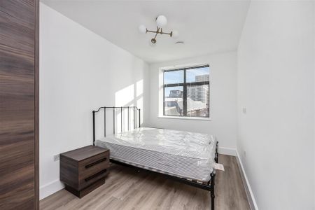 3 bedroom flat to rent - Photo 5