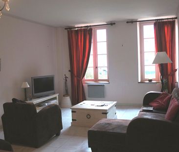 Location Appartement 3 pièces 81m² - Photo 1