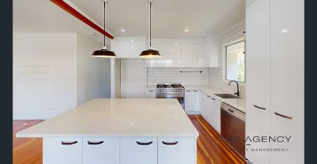 Perfect Family Living in Prime Frenchville Location - Photo 2