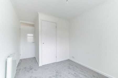 2 bed apartment to rent in Bristol Road South, Birmingham, B31 - Photo 2