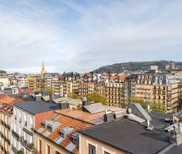 Alquiler de piso en Calle Salud, 20 - Photo 4