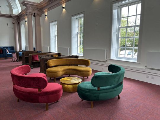 2 bedroom parking to rent - Photo 1