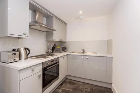 2 bedroom flat to rent - Photo 5