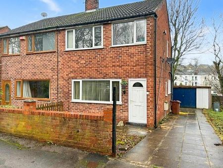 3 bedroom semi-detached house to rent - Photo 2