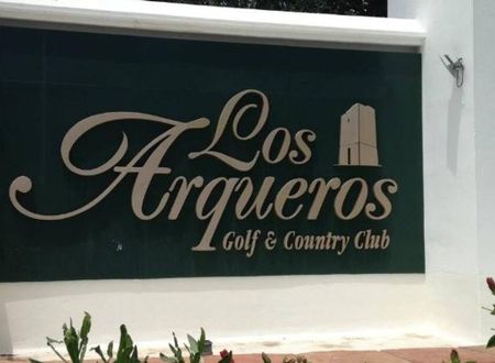 Luxury Flat for rent in Benahavís, Andalusia - Photo 2