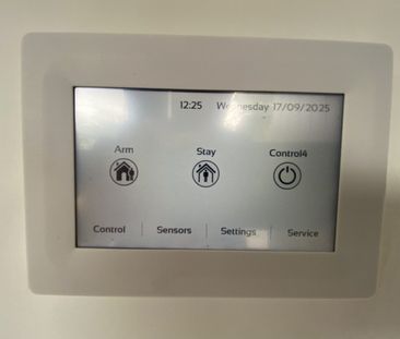 Discover comfort and style at 2/20 Metcalfe Rd, Ranui. - Photo 4