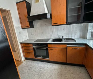 Charmante 3-Zimmer-Wohnung mit praktischer Raumaufteilung & Autoabs... - Photo 3