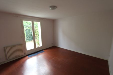 MAISON T2 BIS 82M² au sol 45m² carrez - Photo 2